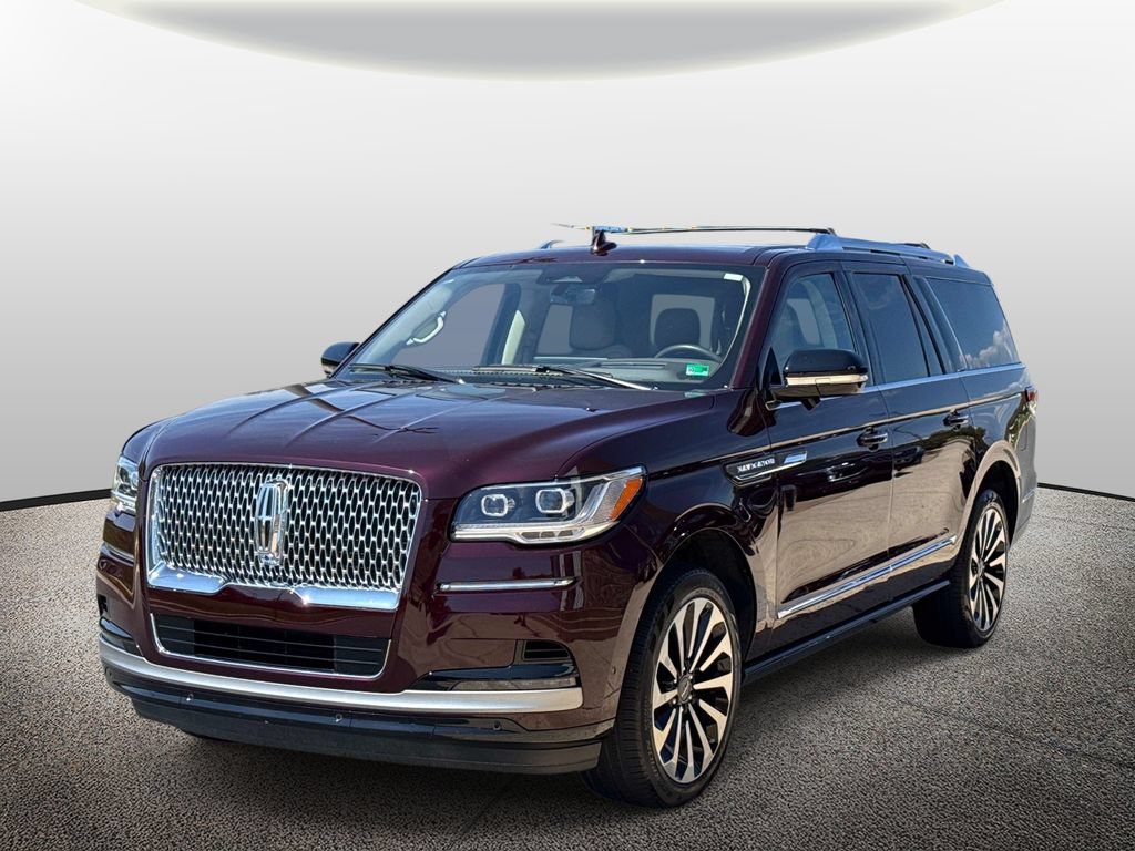 Used 2024 Lincoln Navigator L Reserve AWD/4WD image 5