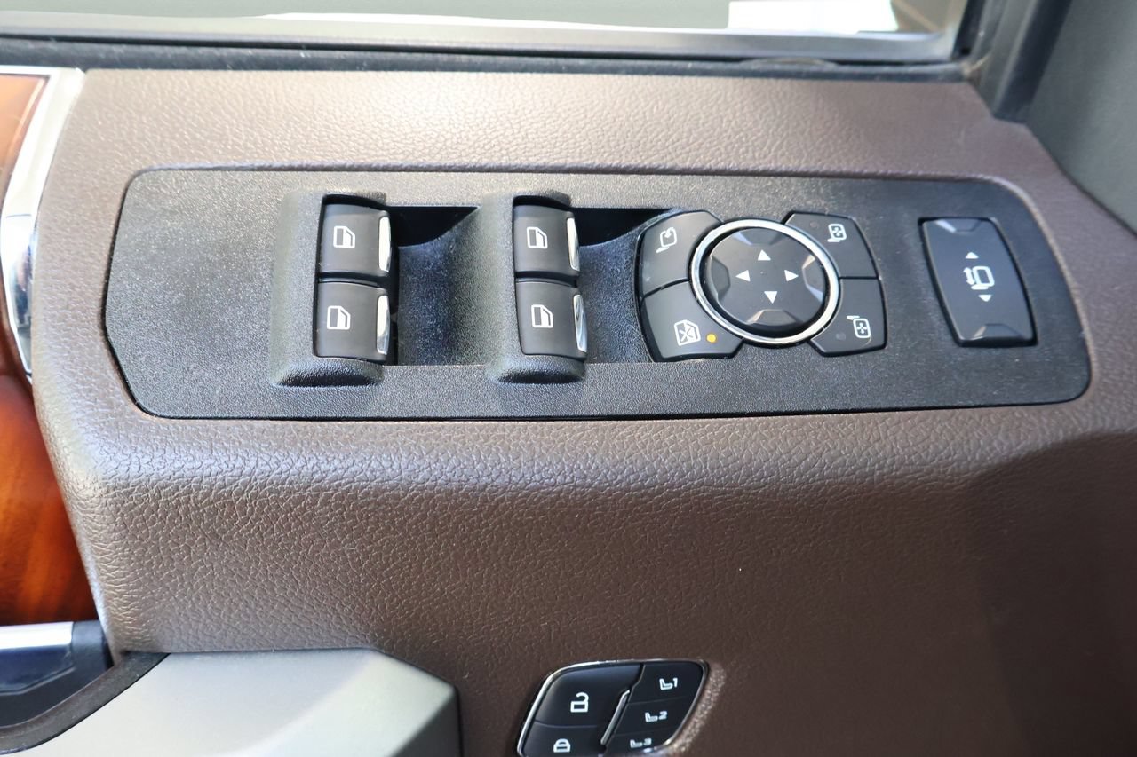 Used 2021 Ford F250 King Ranch w/ King Ranch Ultimate Package AWD/4WD image 12