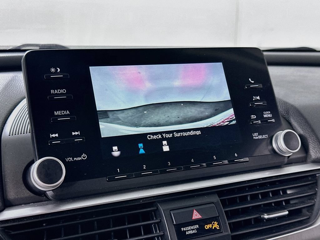 Used 2019 Honda Accord LX image 10