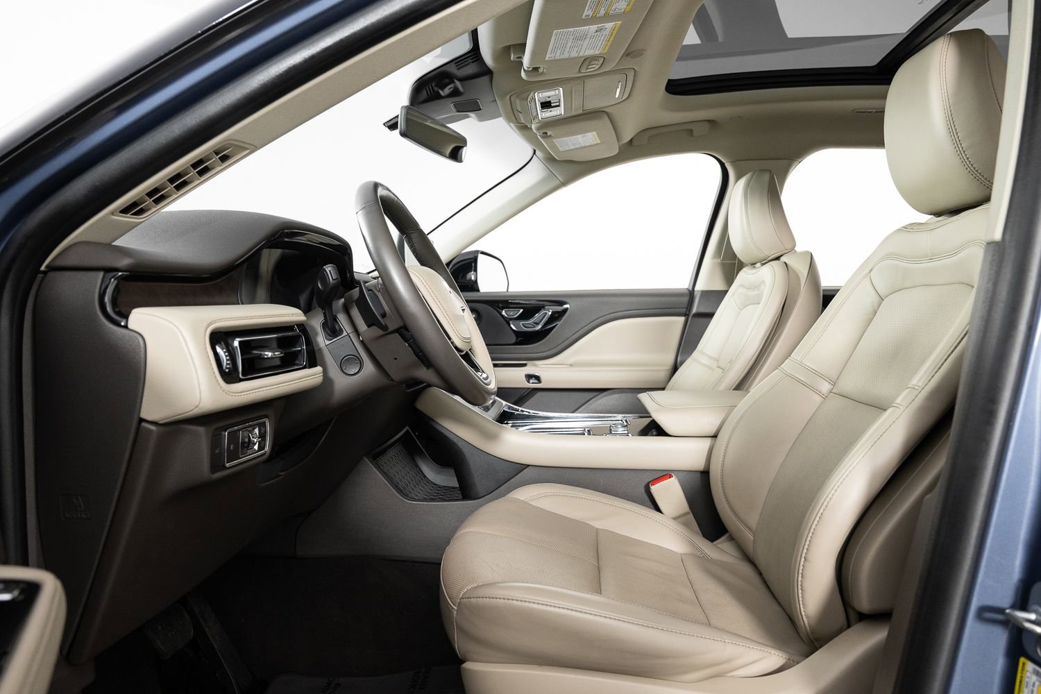 Used 2021 Lincoln Aviator Reserve w/ Class IV Trailer Tow Package image 14