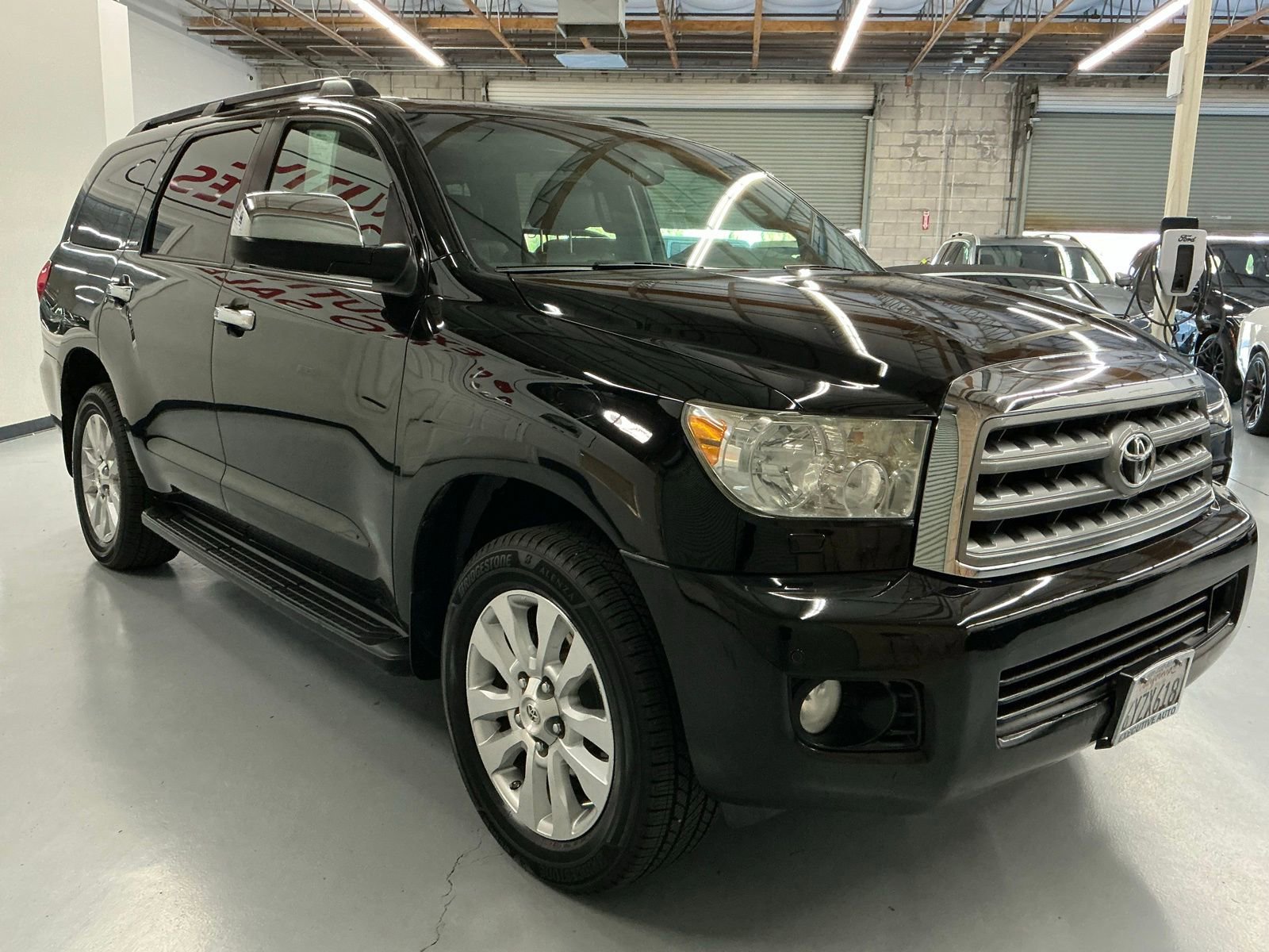 Used 2013 Toyota Sequoia Platinum w/ Preferred Accessory Pkg image 3