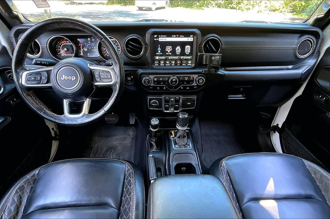Used 2021 Jeep Gladiator Overland AWD/4WD image 7