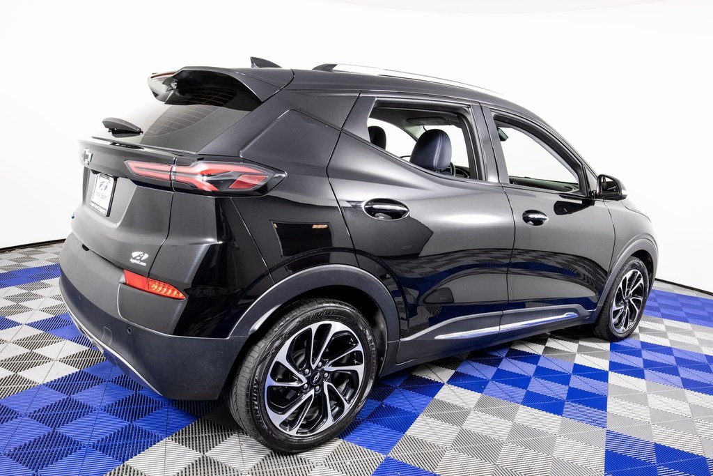 Used 2022 Chevrolet Bolt EUV Premier image 5