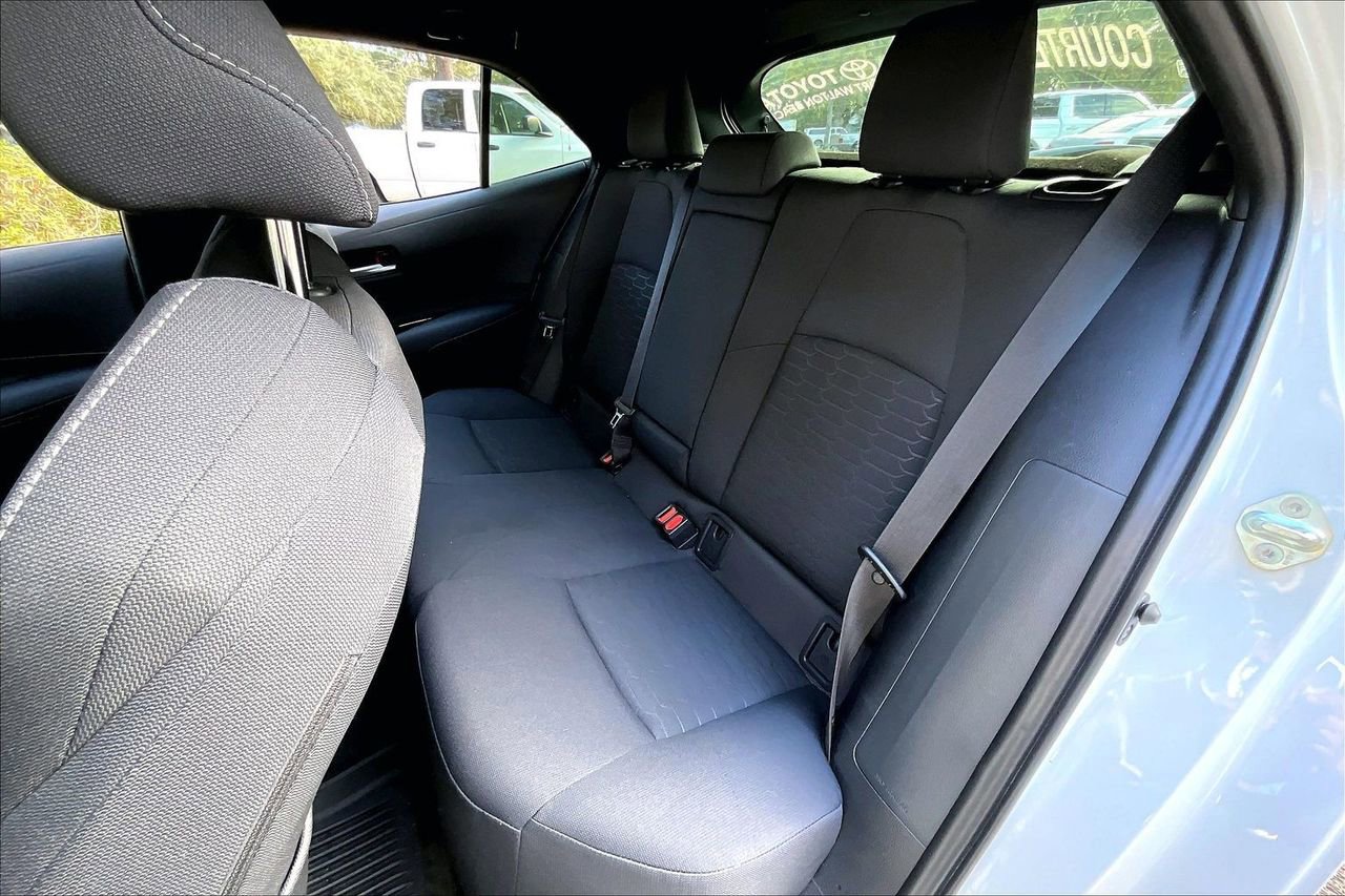 Used 2025 Toyota Corolla SE image 19