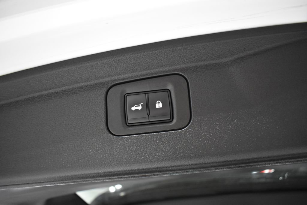 Used 2025 INFINITI QX80 Sensory AWD/4WD image 44