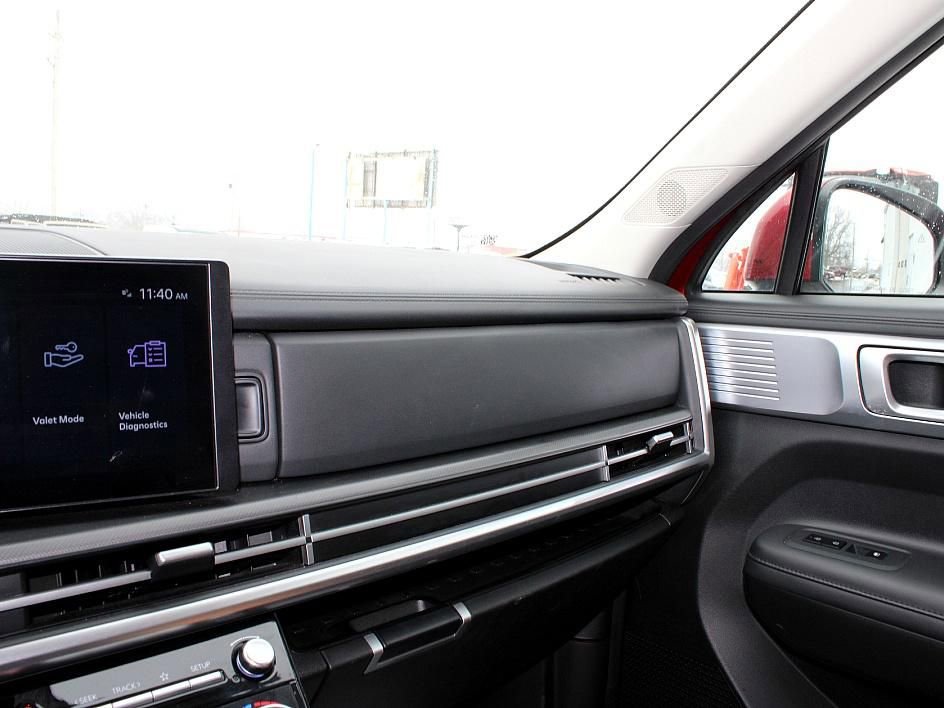 Used 2025 Hyundai Santa Fe SEL image 19