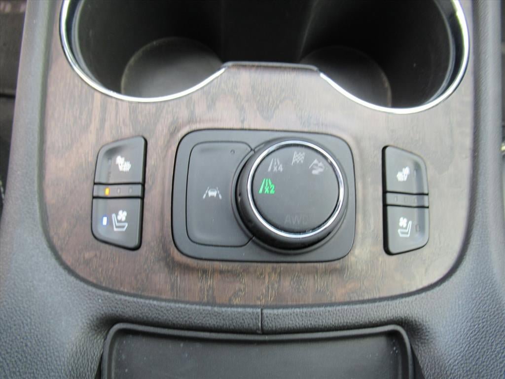 Used 2023 GMC Acadia Denali AWD/4WD image 19