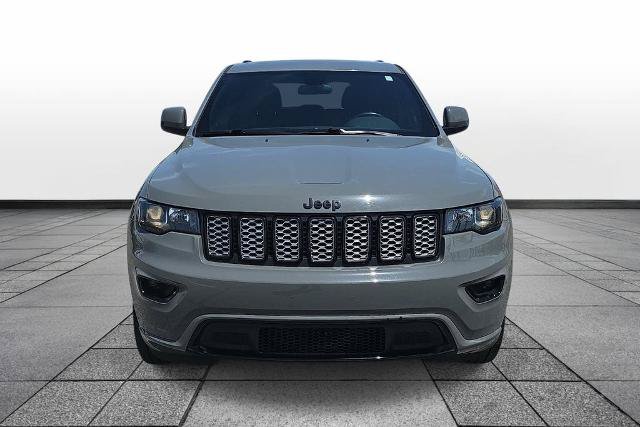 Used 2021 Jeep Grand Cherokee Laredo X AWD/4WD image 2