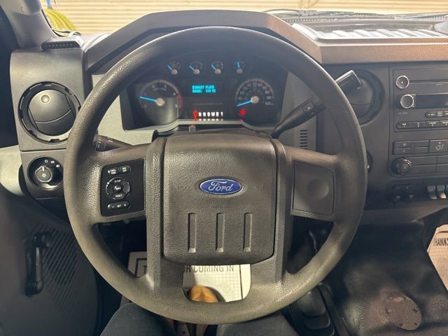 Used 2014 Ford F550 4x4 Regular Cab Super Duty image 17