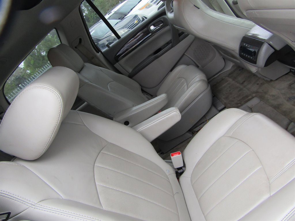 Used 2016 Buick Enclave Premium w/ Experience Buick Package image 6