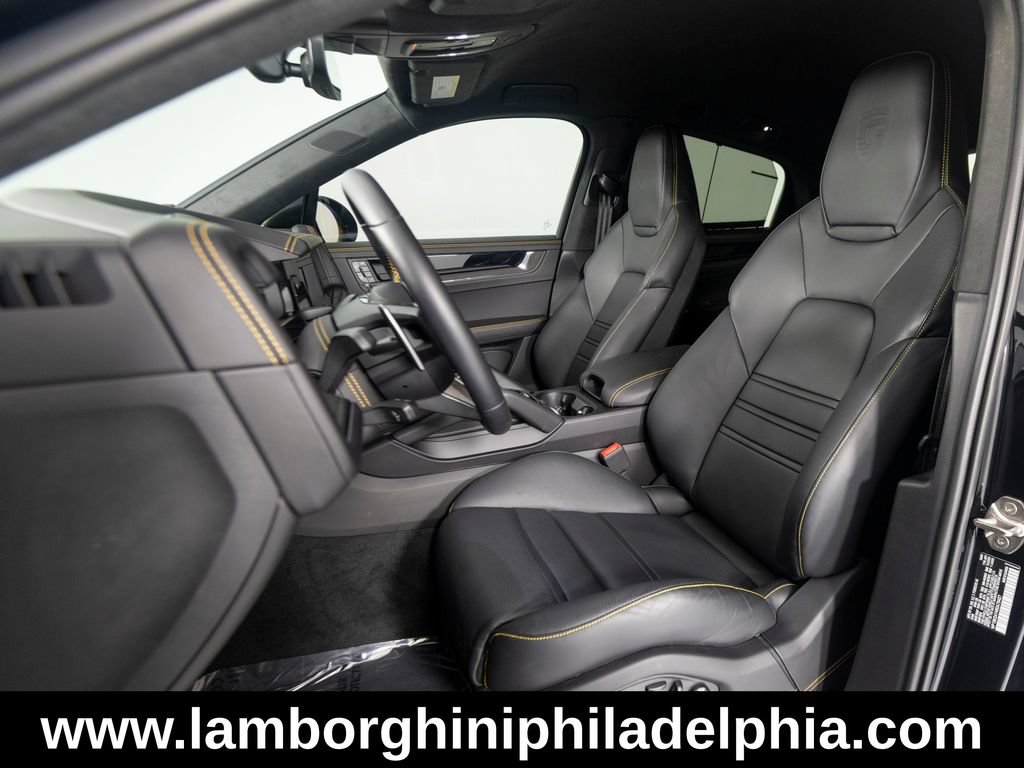Used 2024 Porsche Cayenne Turbo GT AWD/4WD image 10