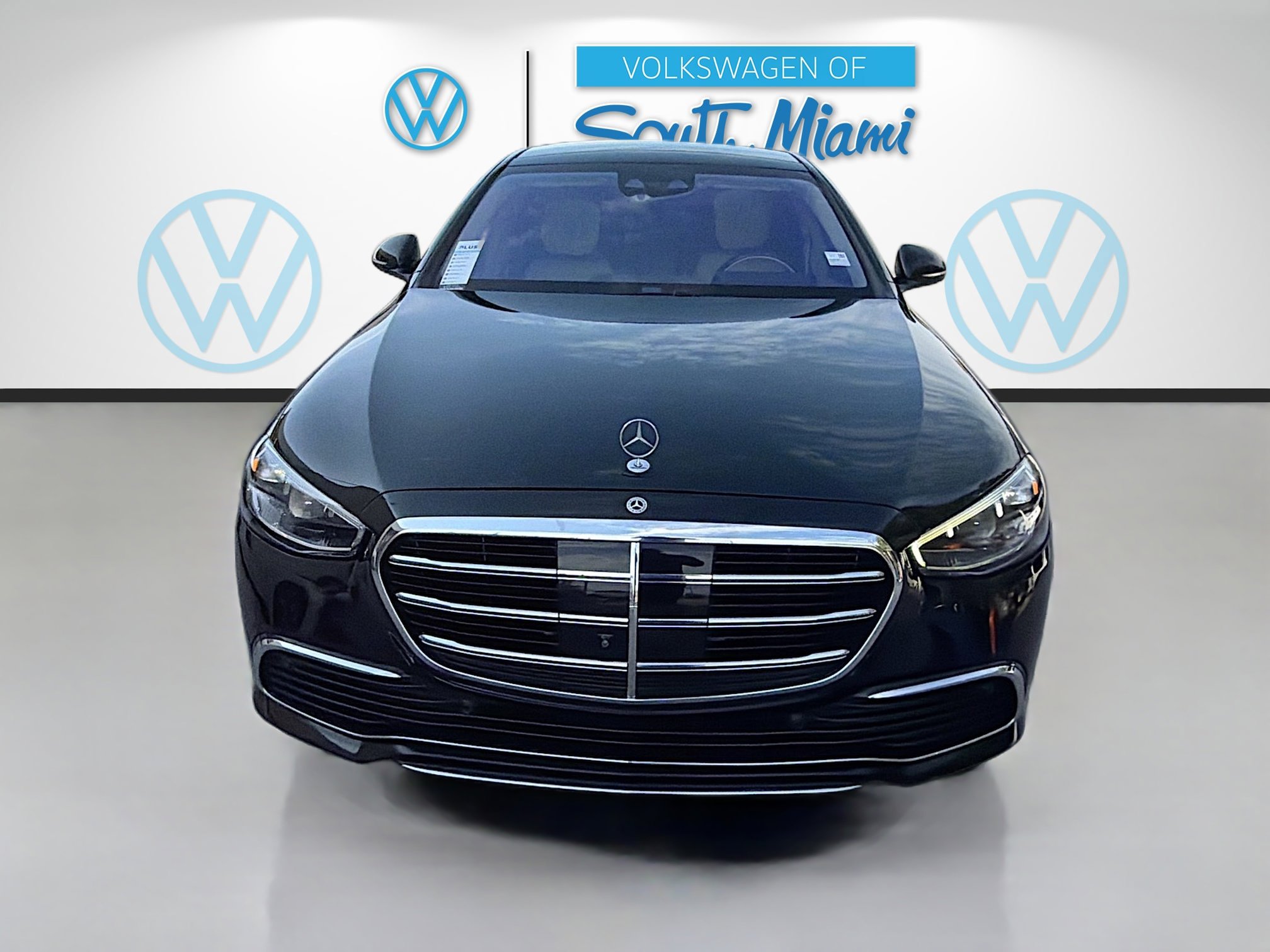 Used 2021 Mercedes-Benz S 580 4MATIC Sedan image 2
