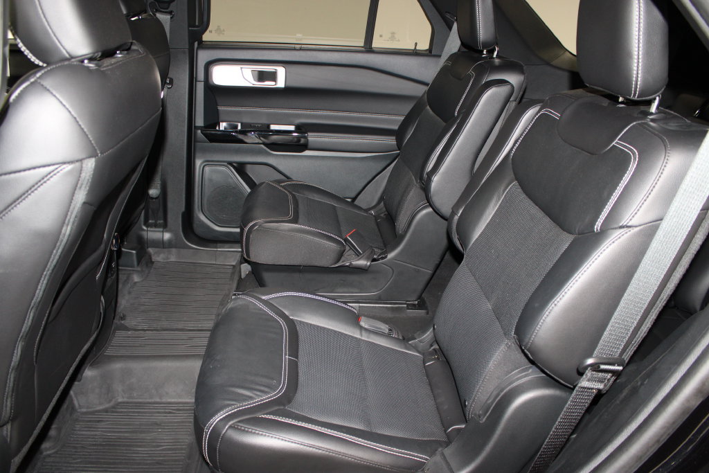 Used 2023 Ford Explorer ST w/ Equipment Group 401A AWD/4WD image 22