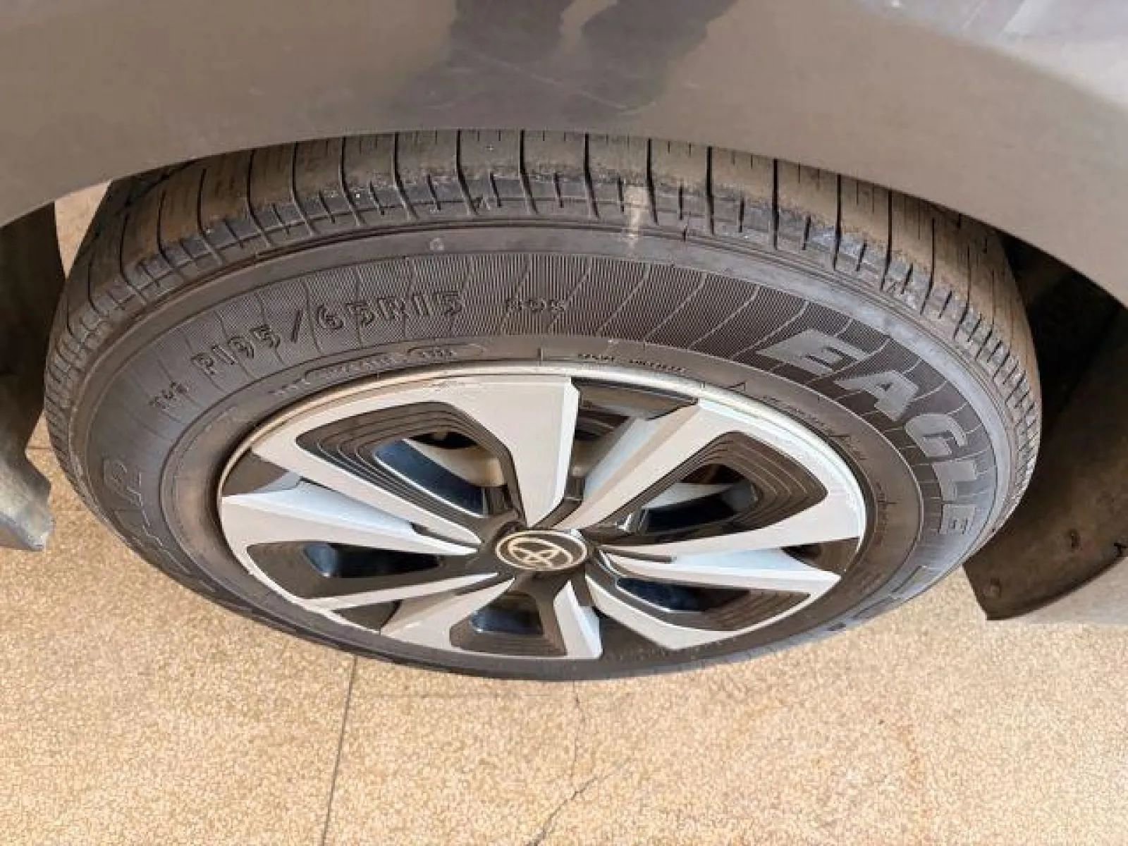 Used 2017 Toyota Prius Prime Premium FWD image 37