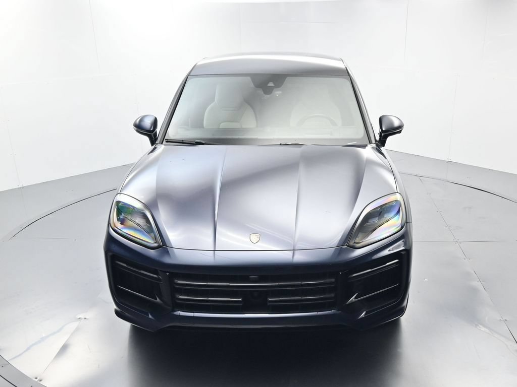 Certified 2025 Porsche Cayenne Turbo AWD/4WD image 41