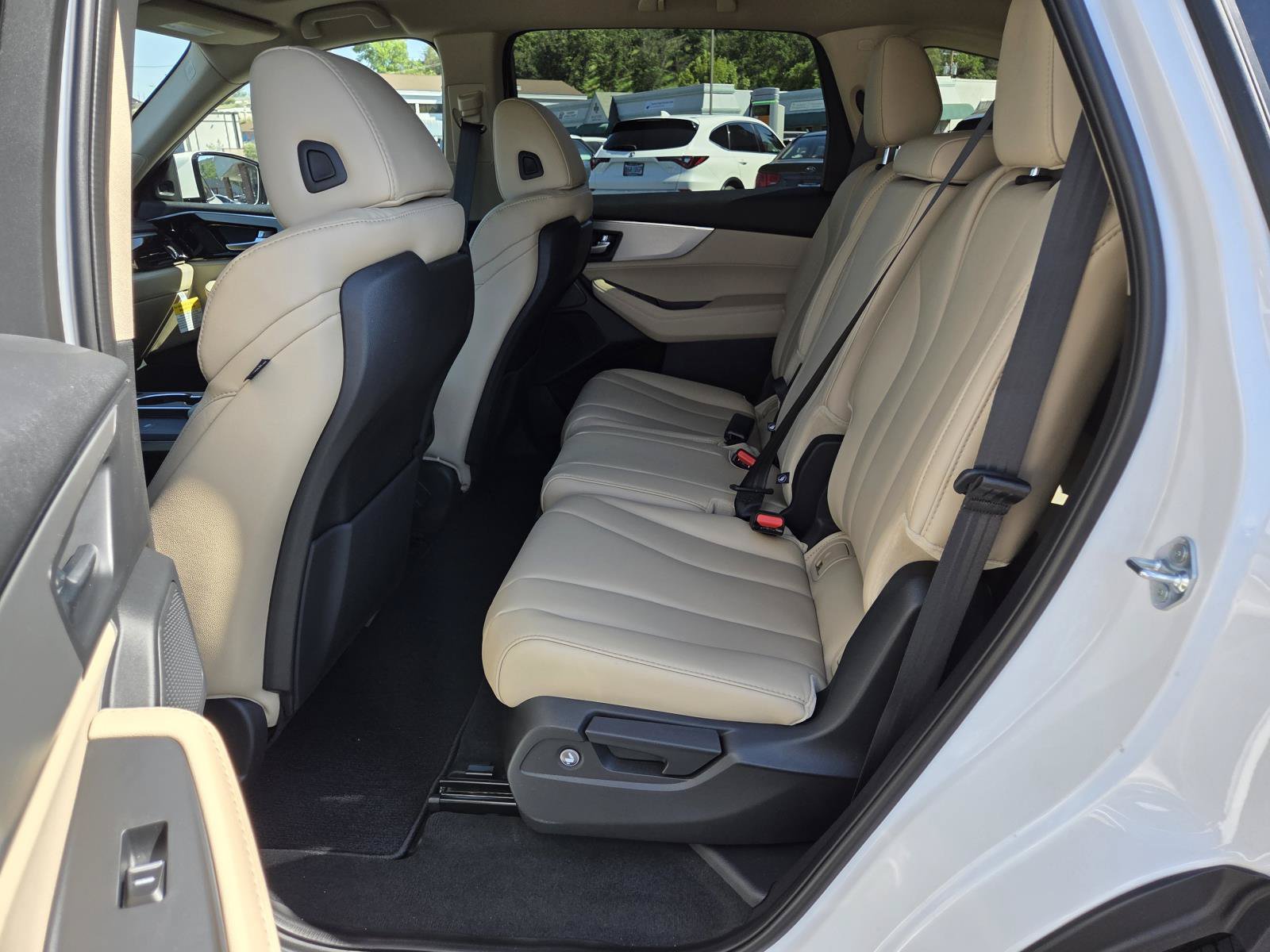 New 2026 Acura MDX SH-AWD image 10