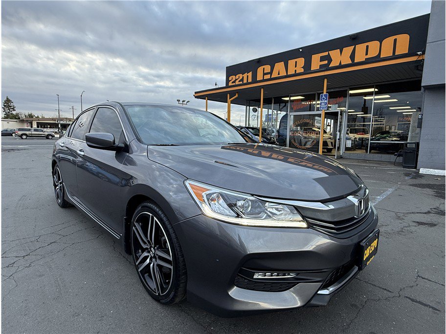 Used 2017 Honda Accord Sport Special Edition image 24