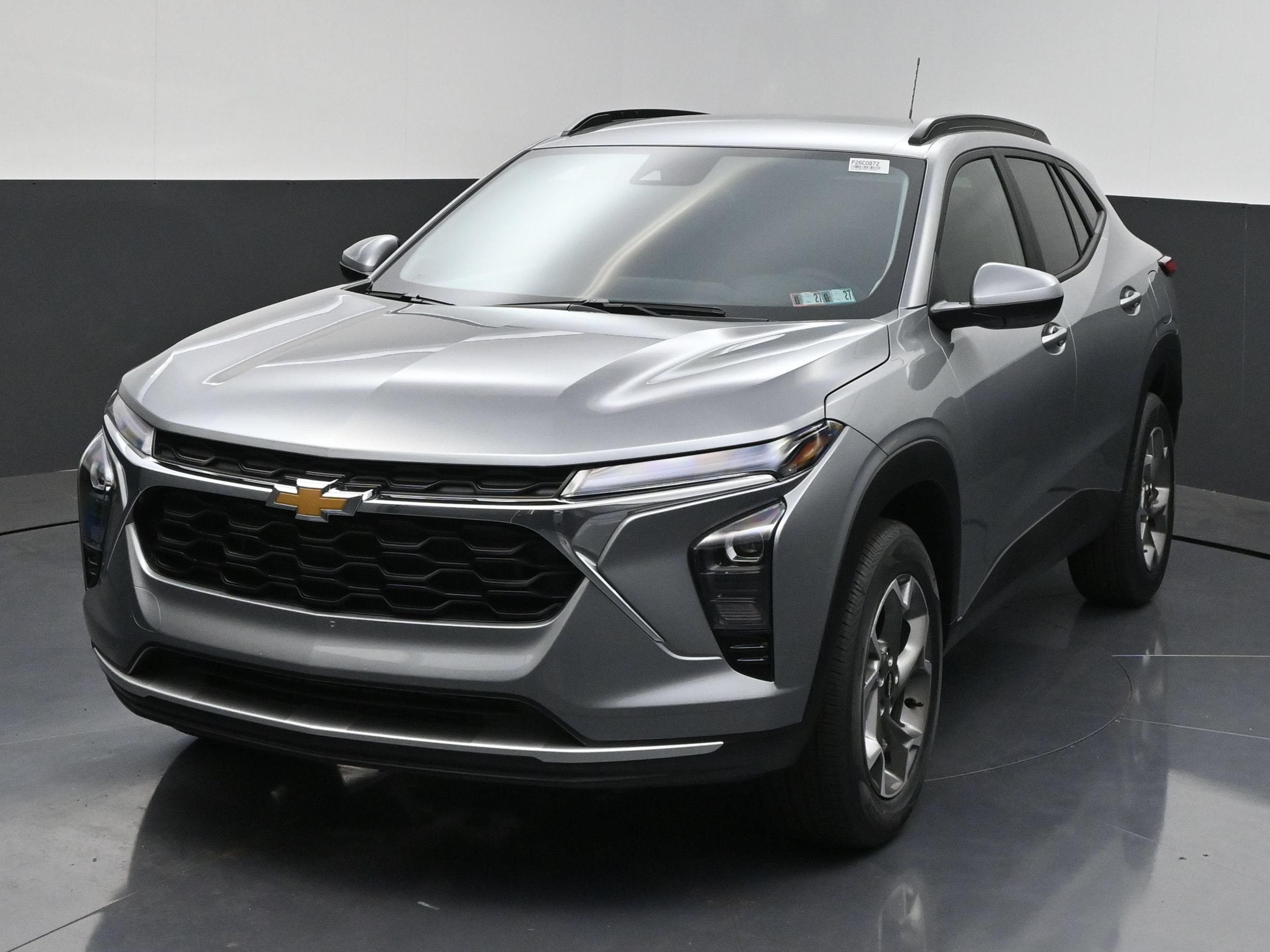 New 2026 Chevrolet Trax LT w/ Driver Confidence Package FWD image 3