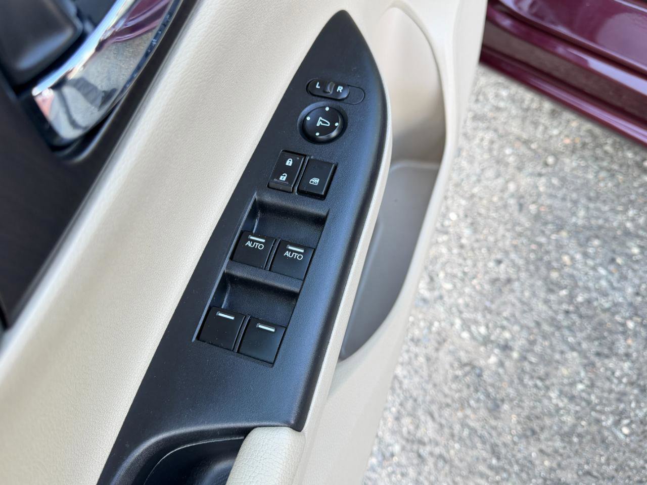 Used 2013 Honda Accord EX-L image 18