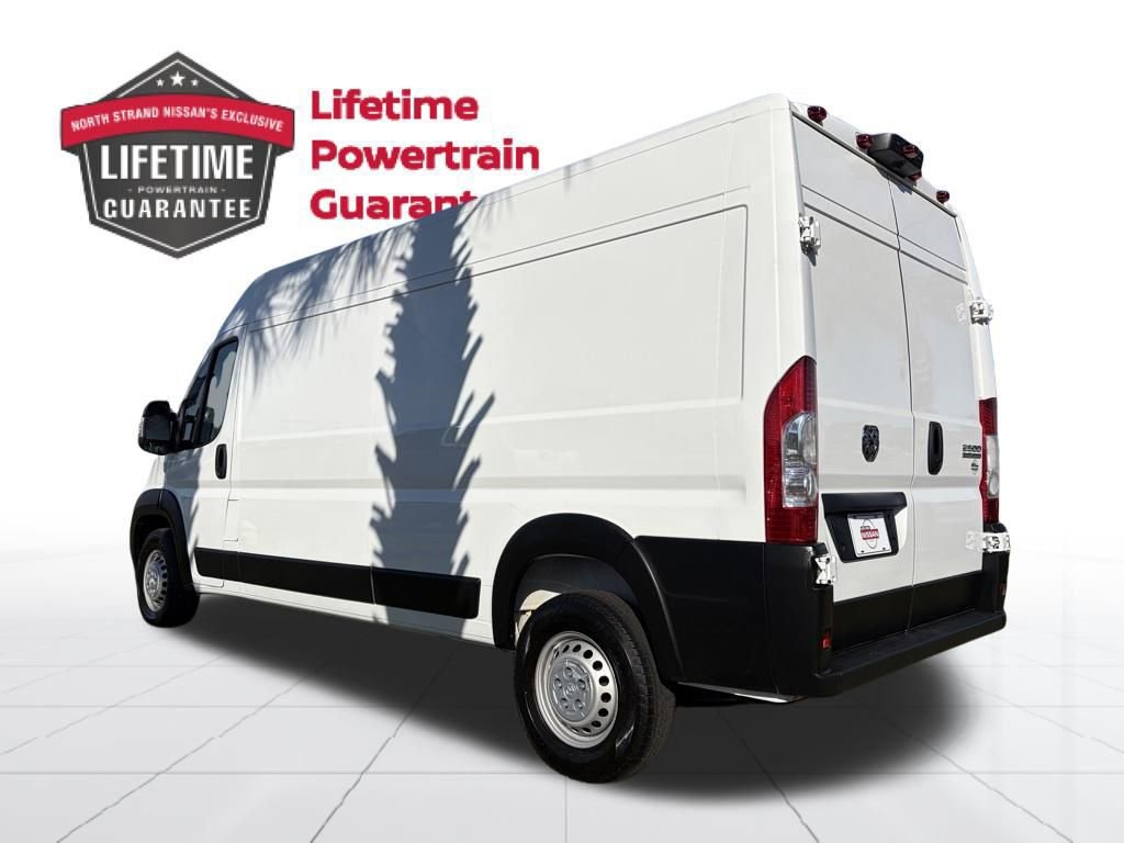 Used 2025 RAM ProMaster 2500 w/ Convenience Group FWD image 3