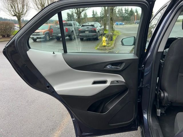 Used 2018 Chevrolet Equinox LS image 11