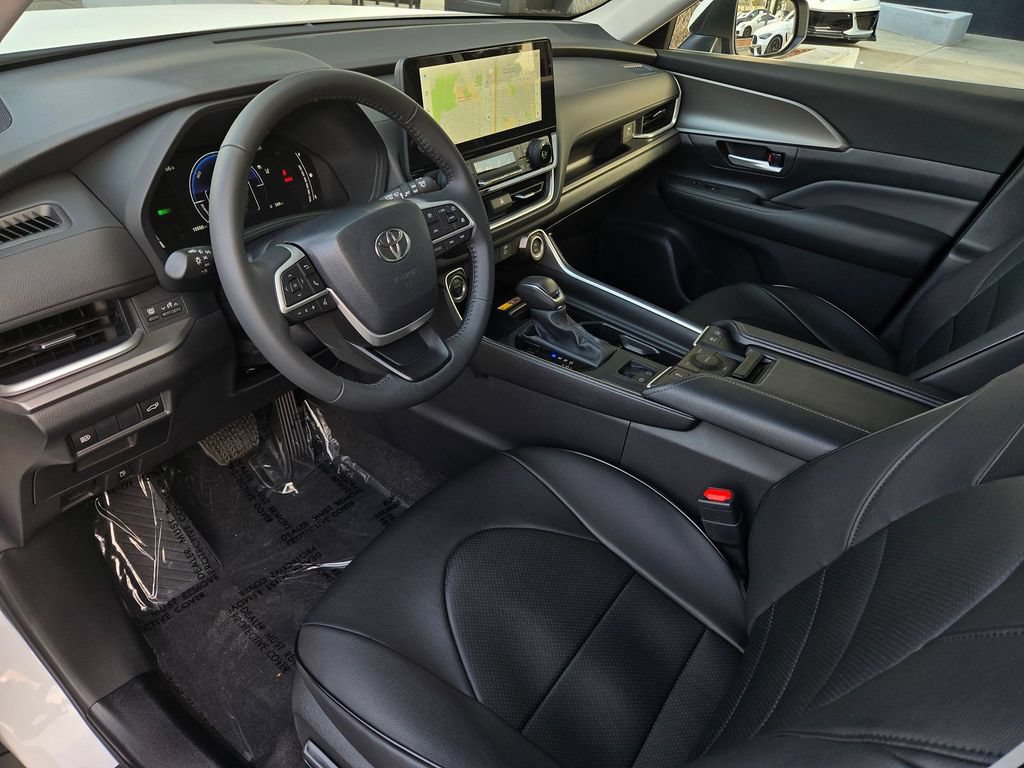 Used 2026 Toyota Grand Highlander AWD Hybrid image 9