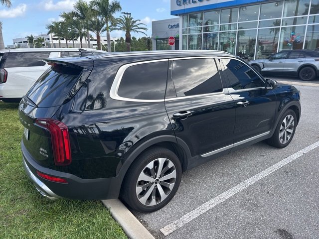Used 2021 Kia Telluride S image 3
