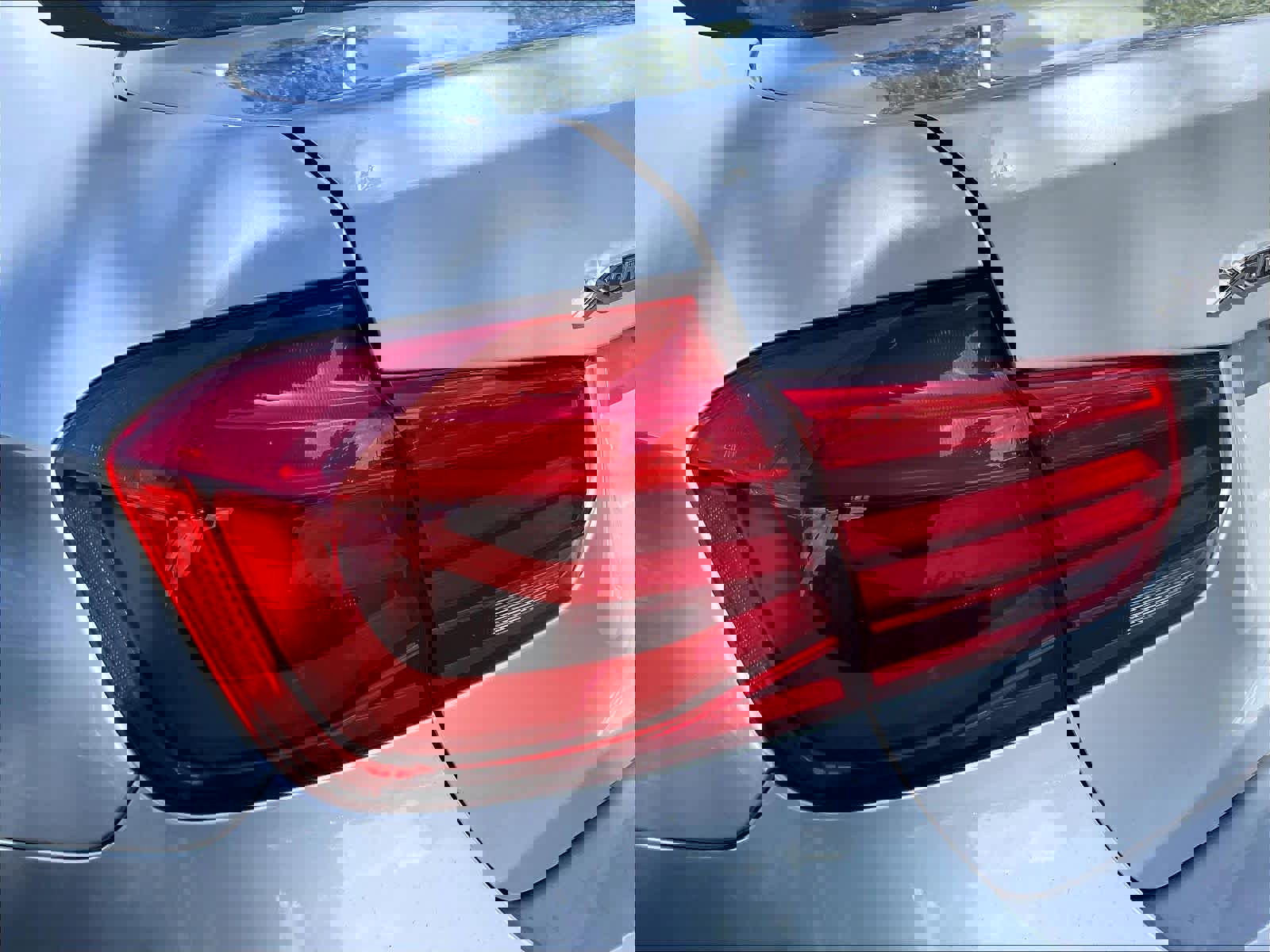 Used 2017 BMW 330i xDrive Sedan AWD/4WD image 30