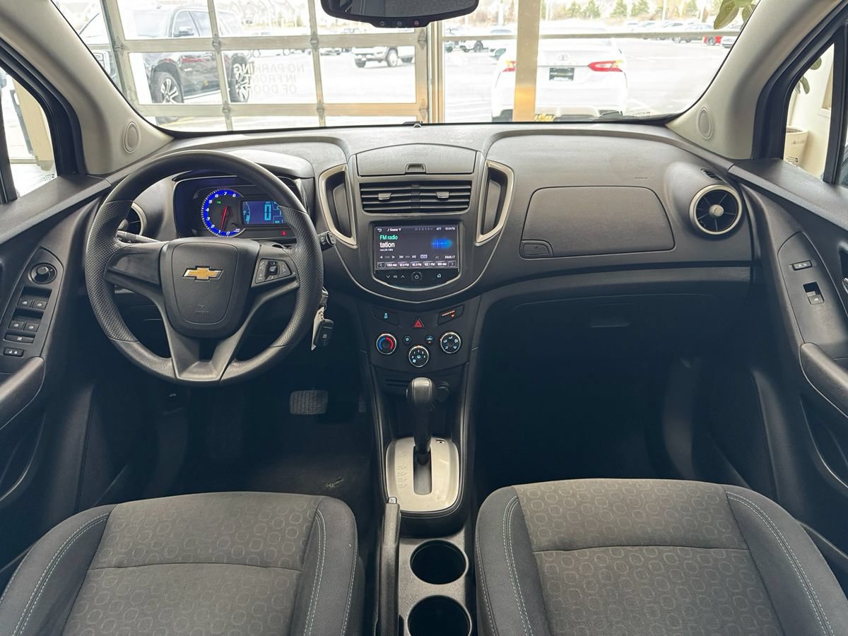 Used 2015 Chevrolet Trax LS FWD image 19