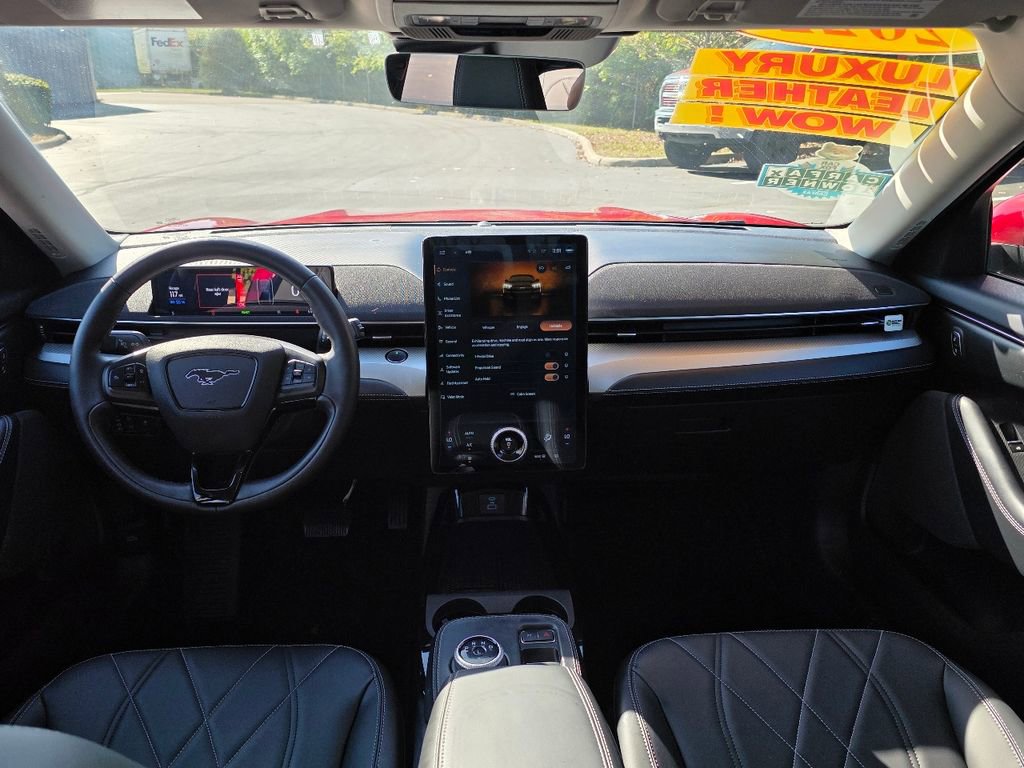 Used 2022 Ford Mustang Mach-E Select image 31