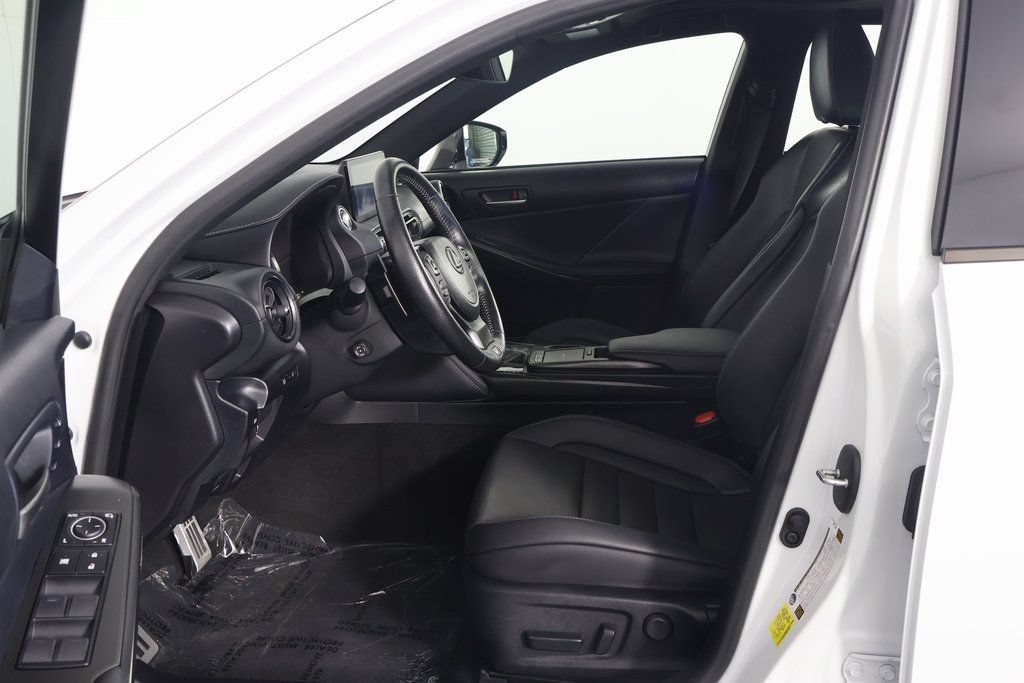 Used 2025 Lexus IS 350 F Sport w/ Navigation Package RWD image 9