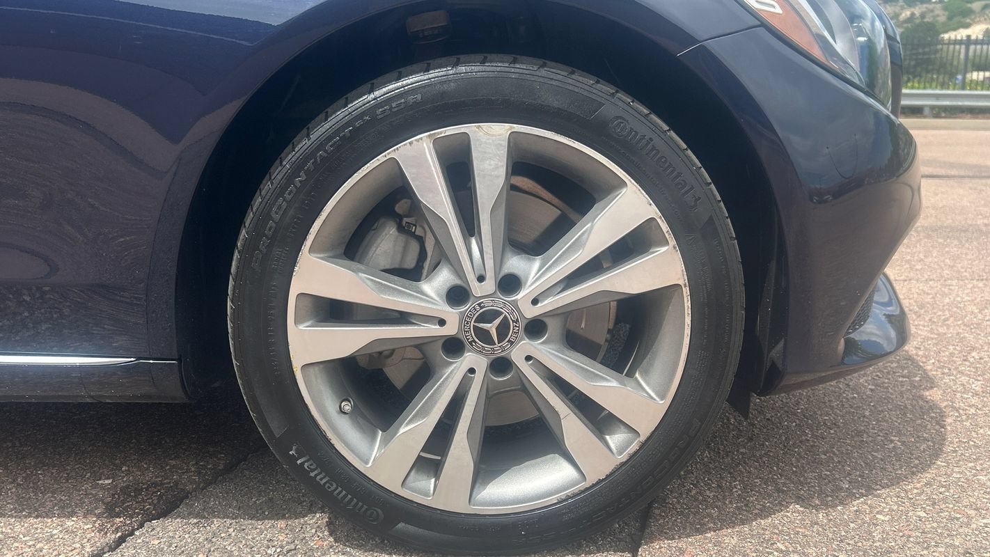 Used 2018 Mercedes-Benz C 300 4MATIC Sedan image 16