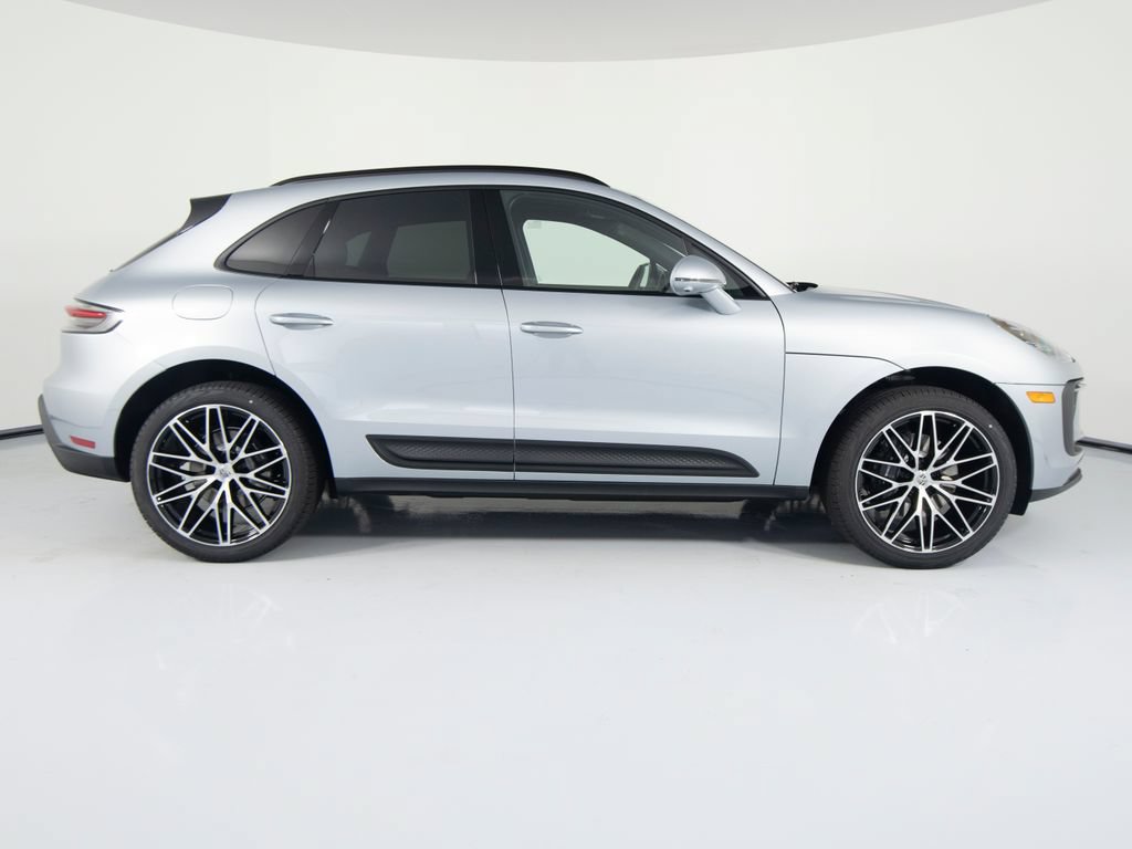 New 2026 Porsche Macan AWD/4WD image 11