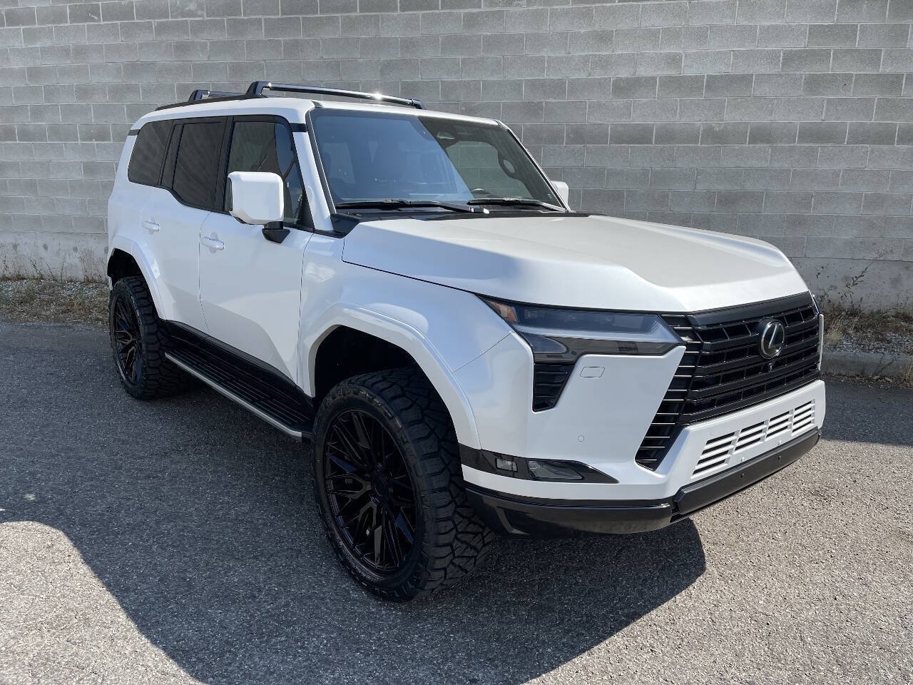 Used 2024 Lexus GX 550 w/ Accessory Package (Z1) AWD/4WD image 22