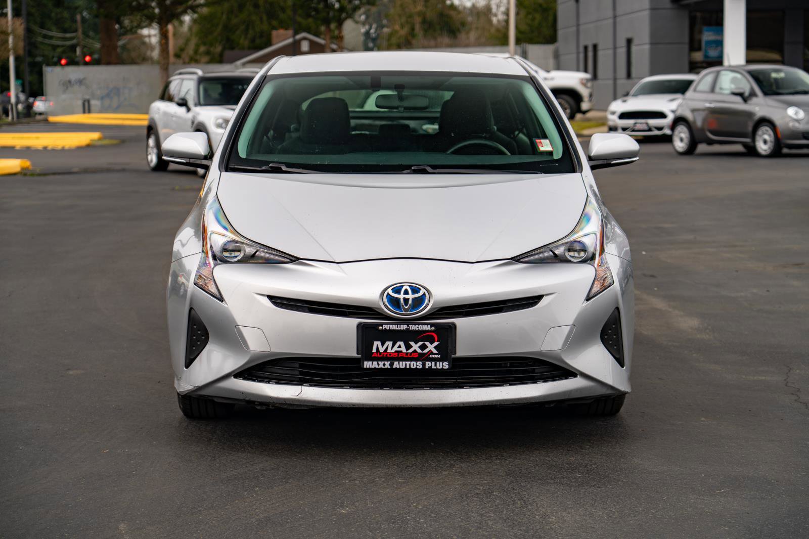 Used 2016 Toyota Prius Two image 3