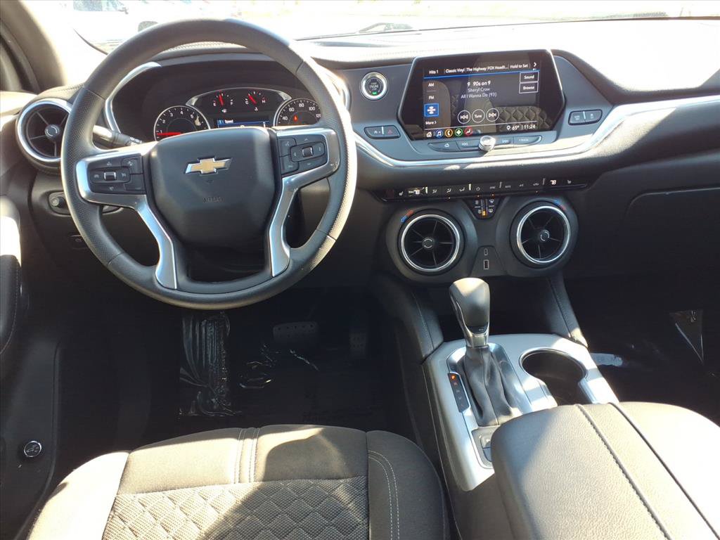 Used 2021 Chevrolet Blazer LT w/ Redline Edition FWD image 9