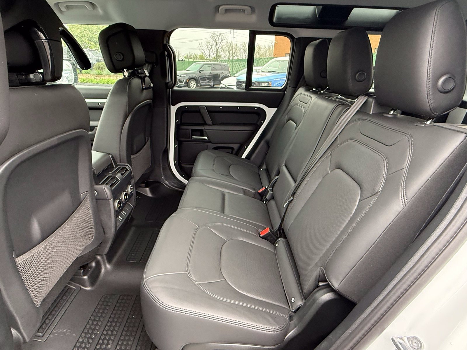 New 2026 Land Rover Defender 110 S AWD/4WD image 15