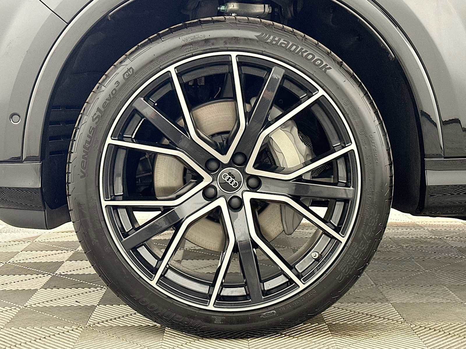 New 2025 Audi Q7 3.0T Premium Plus image 31