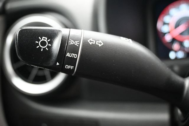Used 2023 Hyundai Kona Limited FWD image 26
