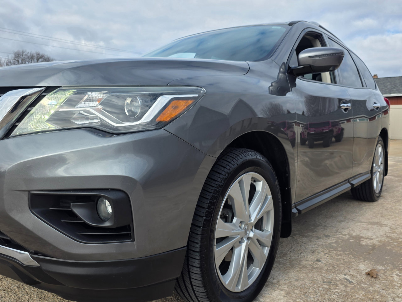 Used 2018 Nissan Pathfinder SL w/ SL Premium Package image 33