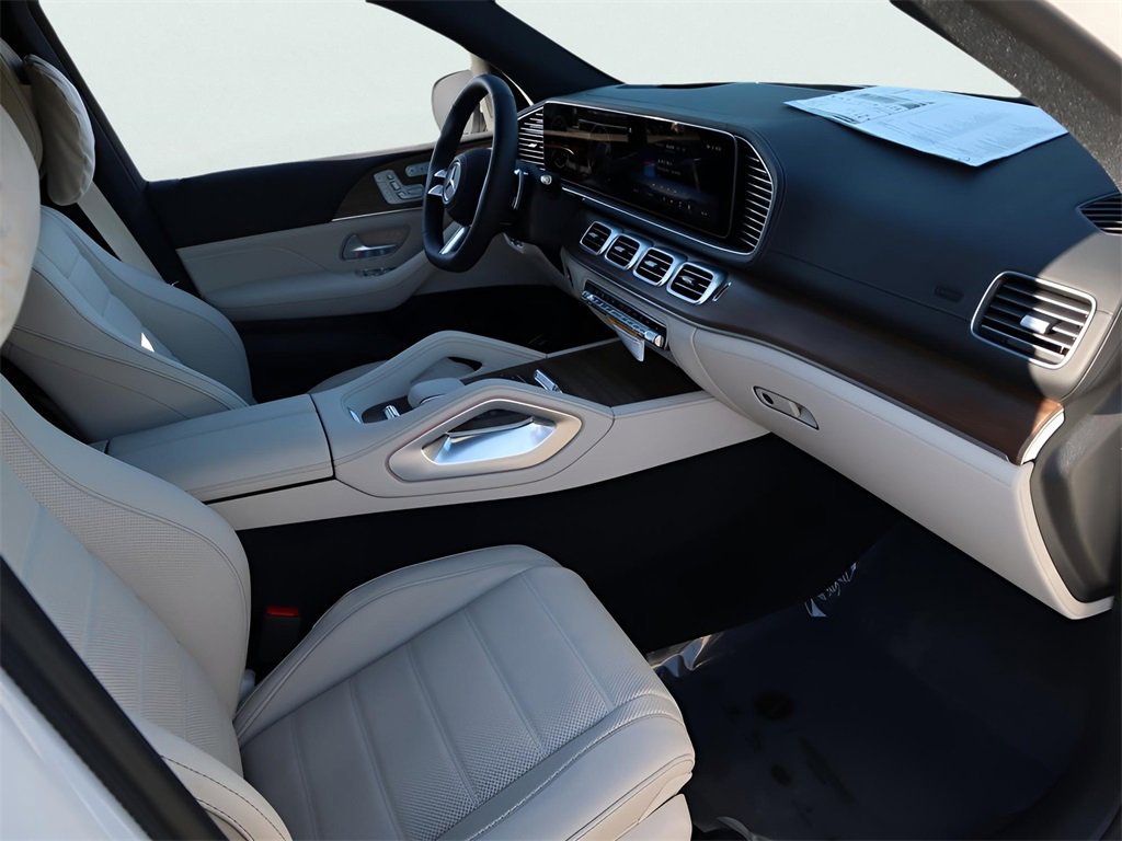 New 2026 Mercedes-Benz GLS 450 4MATIC image 17