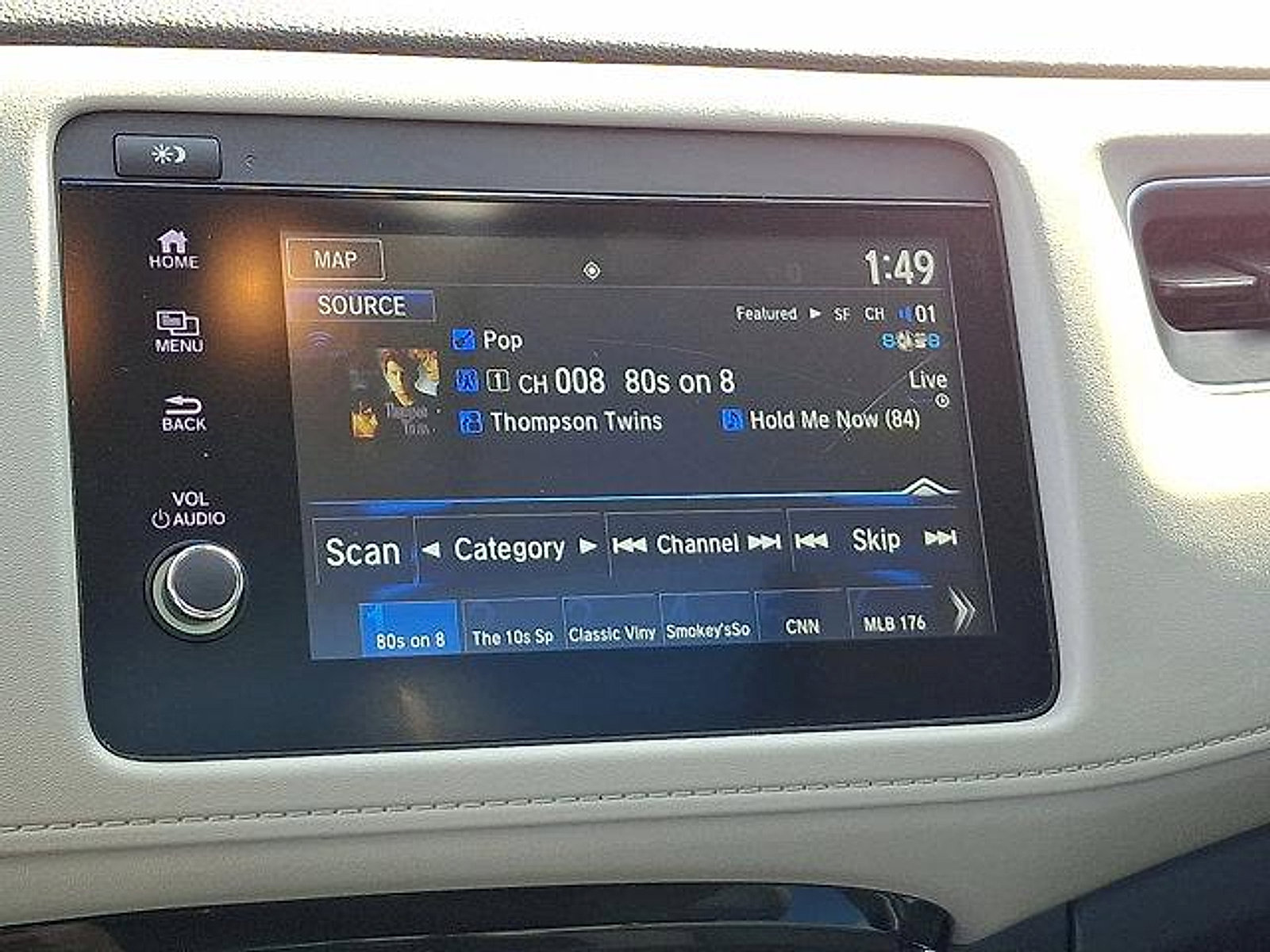 Used 2019 Honda HR-V Touring image 17