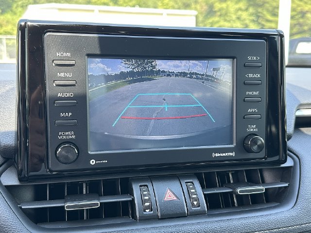 Used 2021 Toyota RAV4 XLE Premium FWD image 31