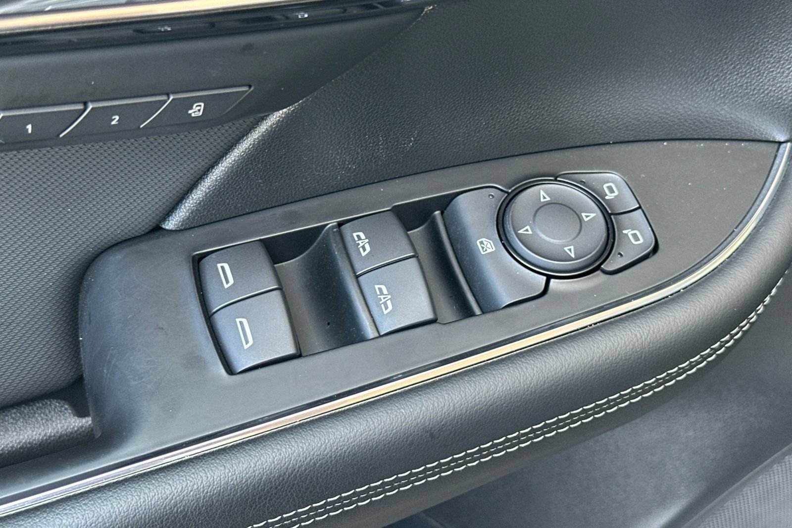 Used 2026 Buick Envision Preferred AWD/4WD image 12
