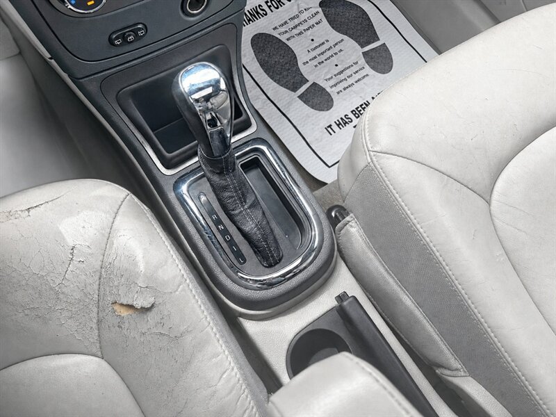 Used 2011 Chevrolet HHR LT FWD image 12