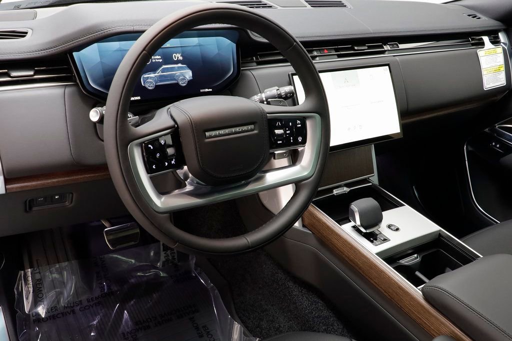 New 2025 Land Rover Range Rover SE AWD/4WD image 8