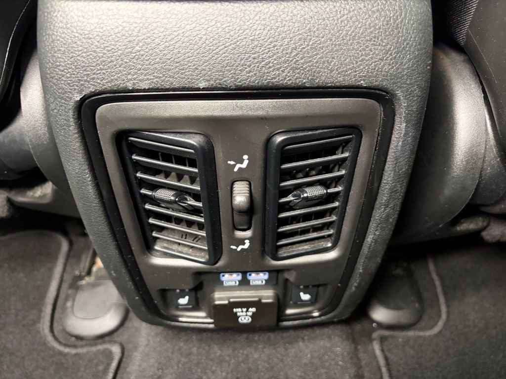 Used 2024 Dodge Durango R/T AWD/4WD image 25