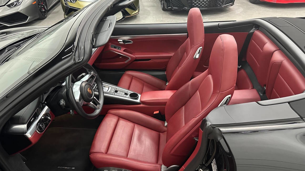 Used 2018 Porsche 911 Carrera image 33