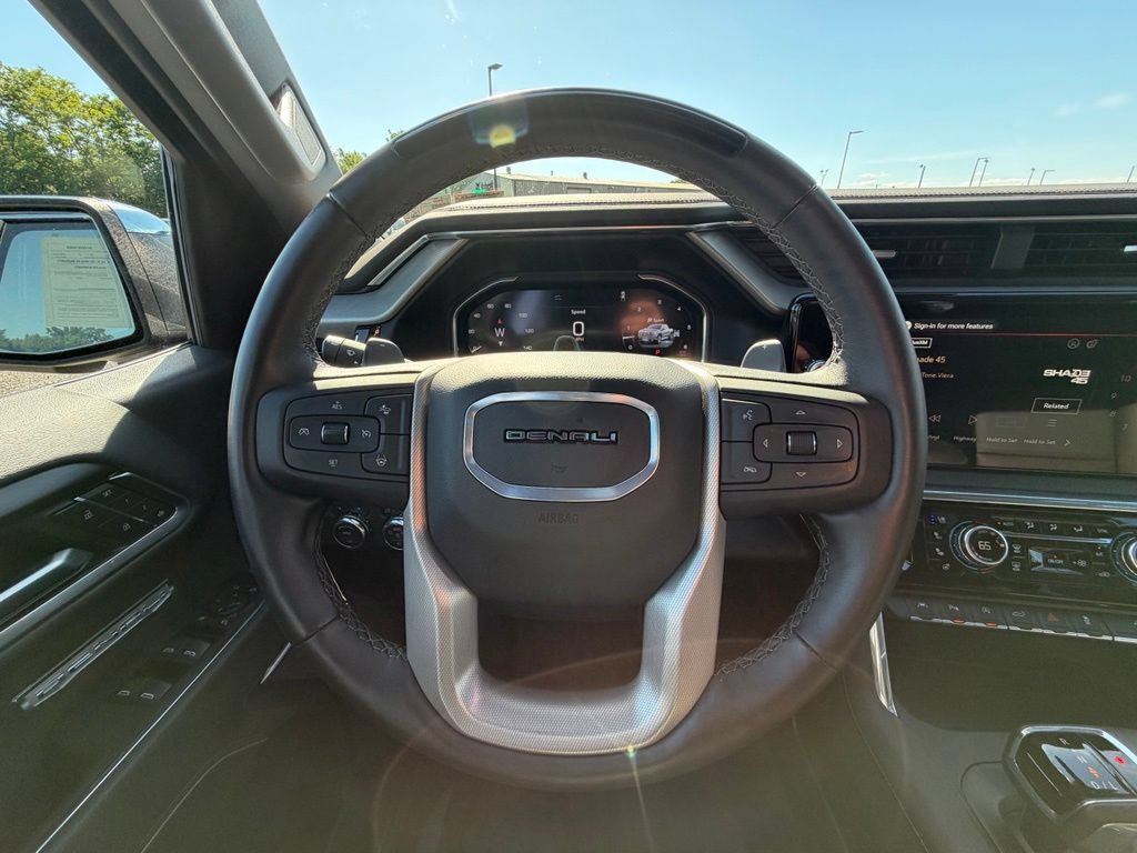 Used 2025 GMC Sierra 1500 Denali AWD/4WD image 10