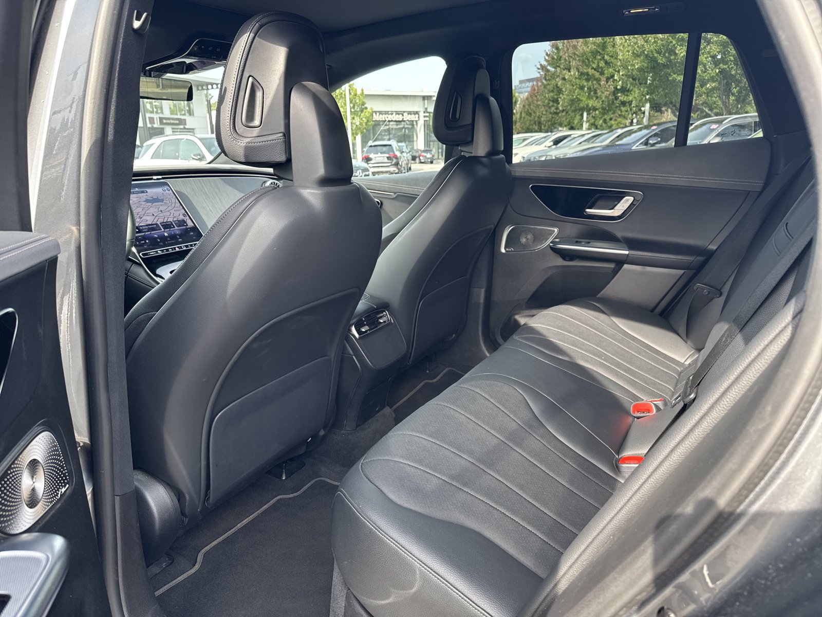Used 2023 Mercedes-Benz EQE 350+ SUV image 16